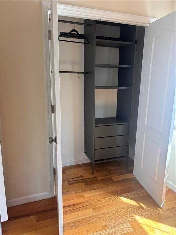 123 Hendricks Ave - Photo 6 of 10