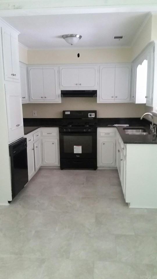 7400 Denise Dr - Photo 4 of 12