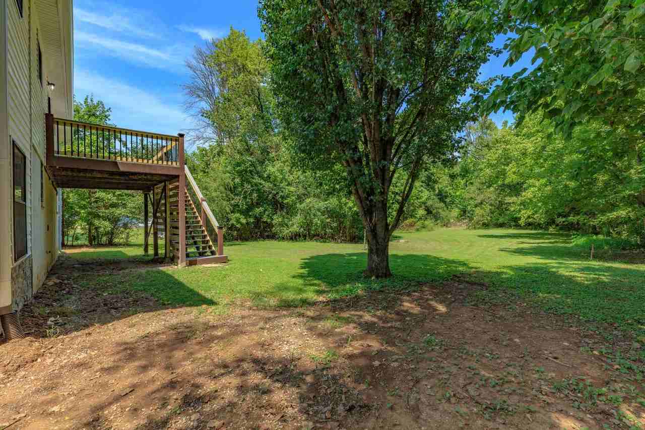 9227 Amos Rd - Photo 5 of 17