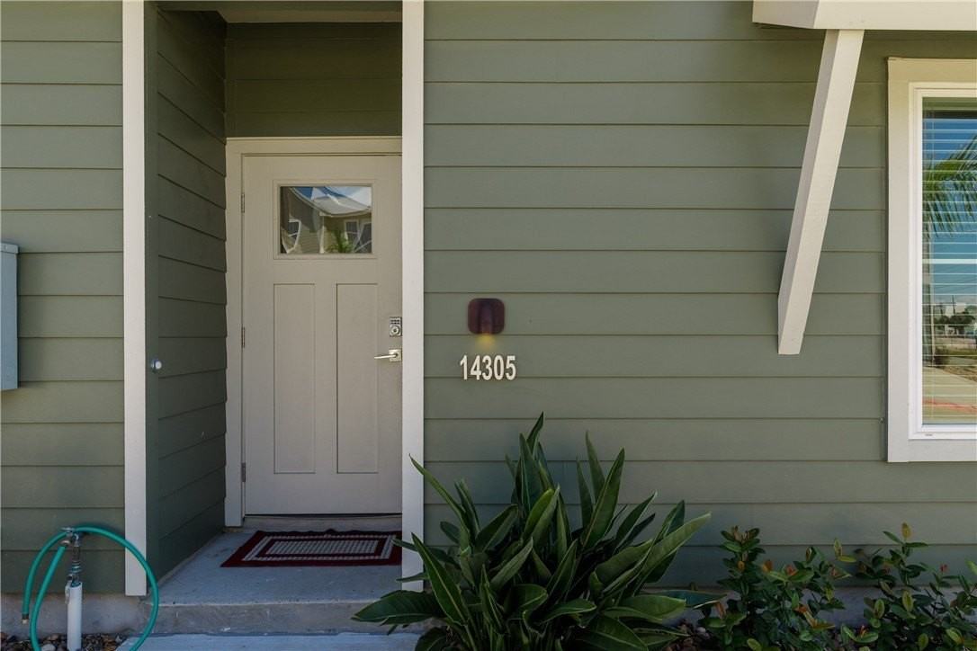 14305 Kemps Way - Photo 2 of 30