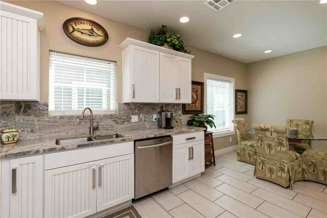 14305 Kemps Way - Photo 5 of 30