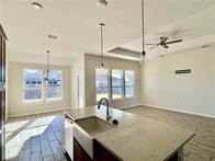 3410 Pineda St - Photo 4 of 14