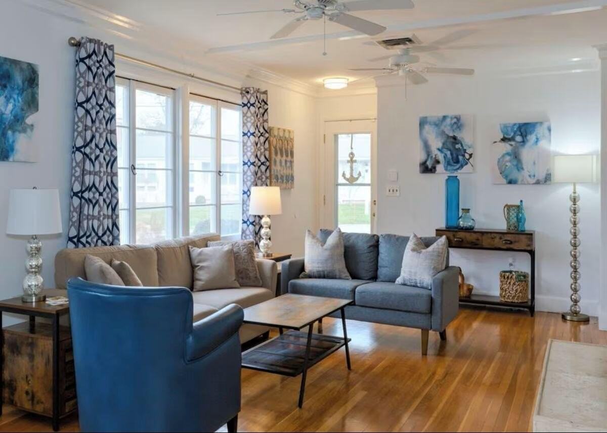 119 Stetson St - Photo 6 of 14