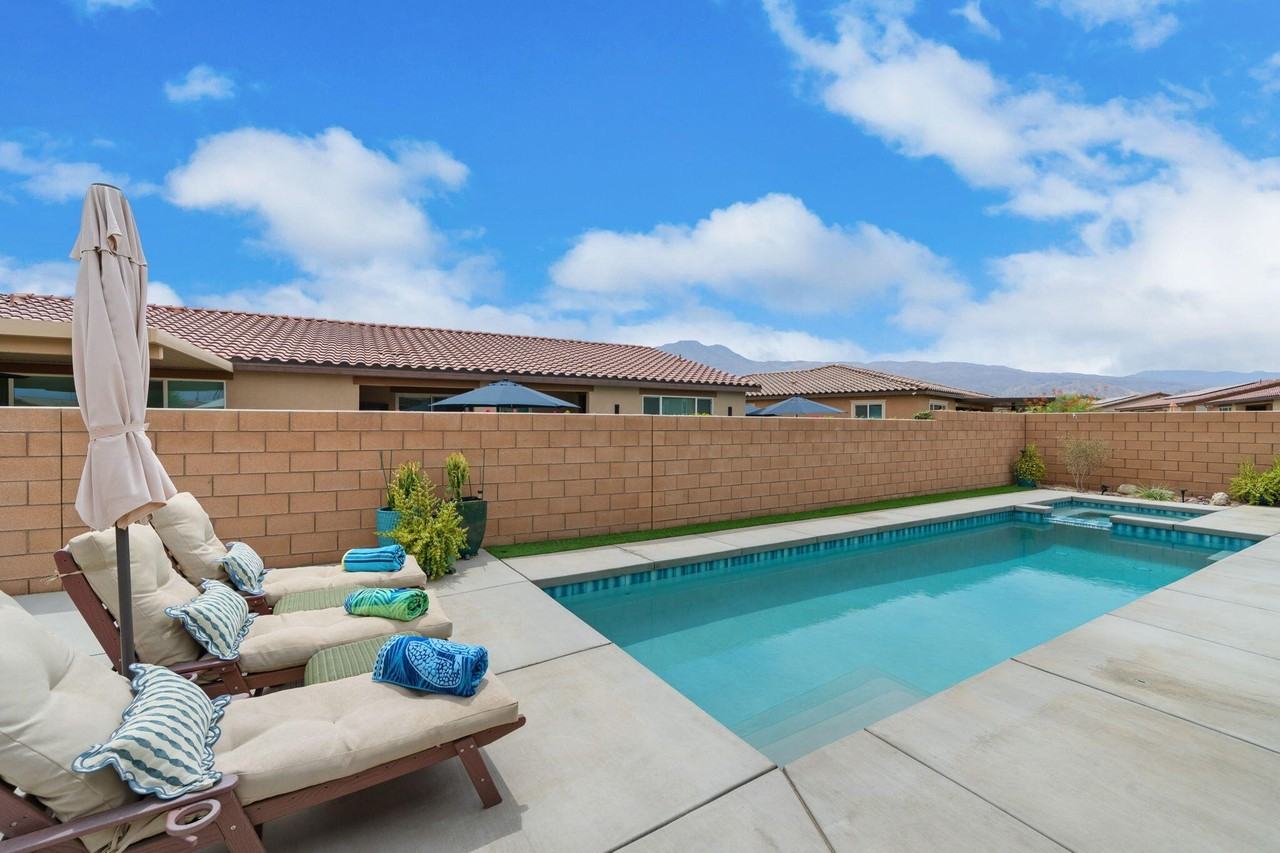 81887 Via Encinitas - Photo 3 of 45