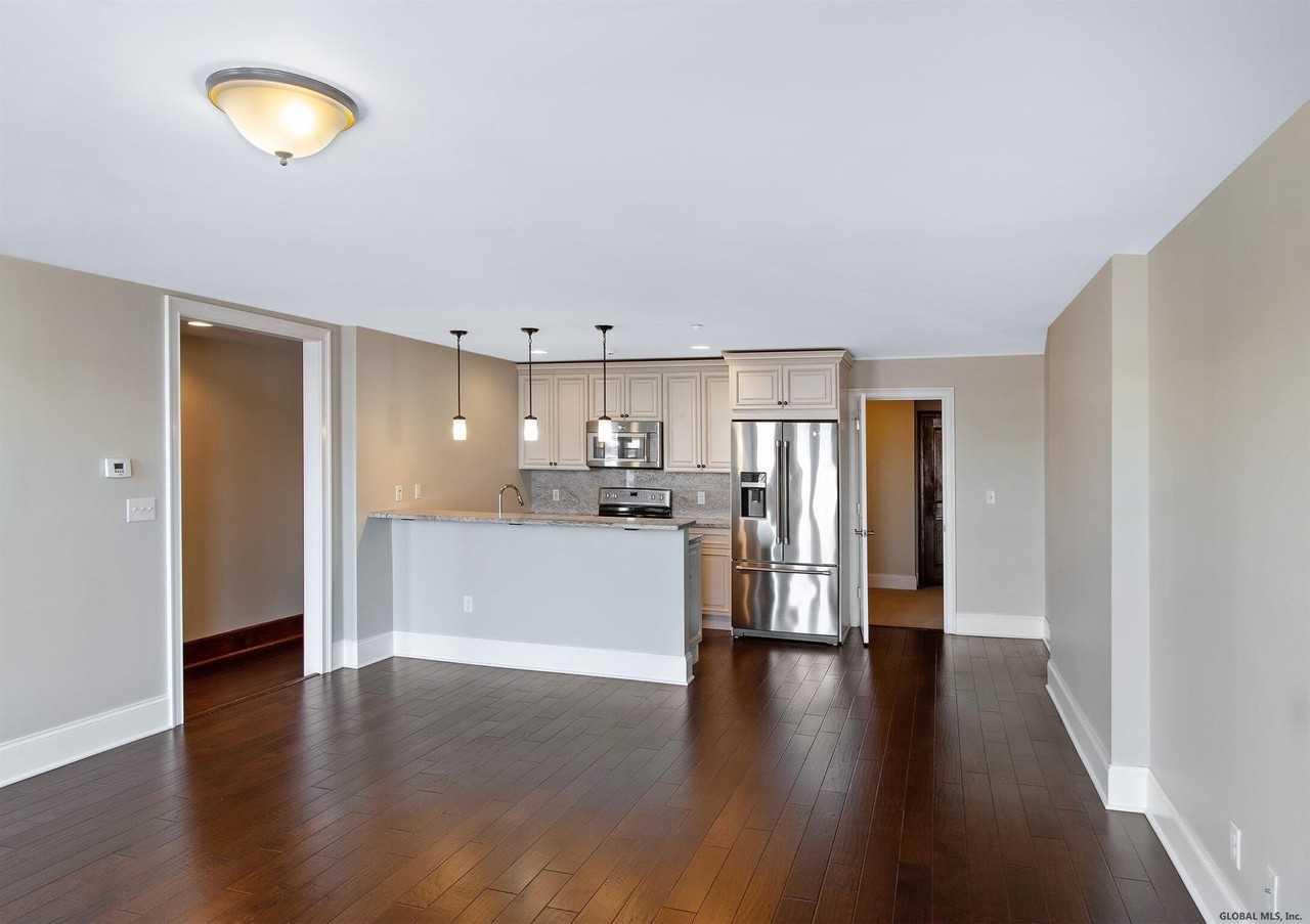 510 Broadway #3H - Photo 4 of 27