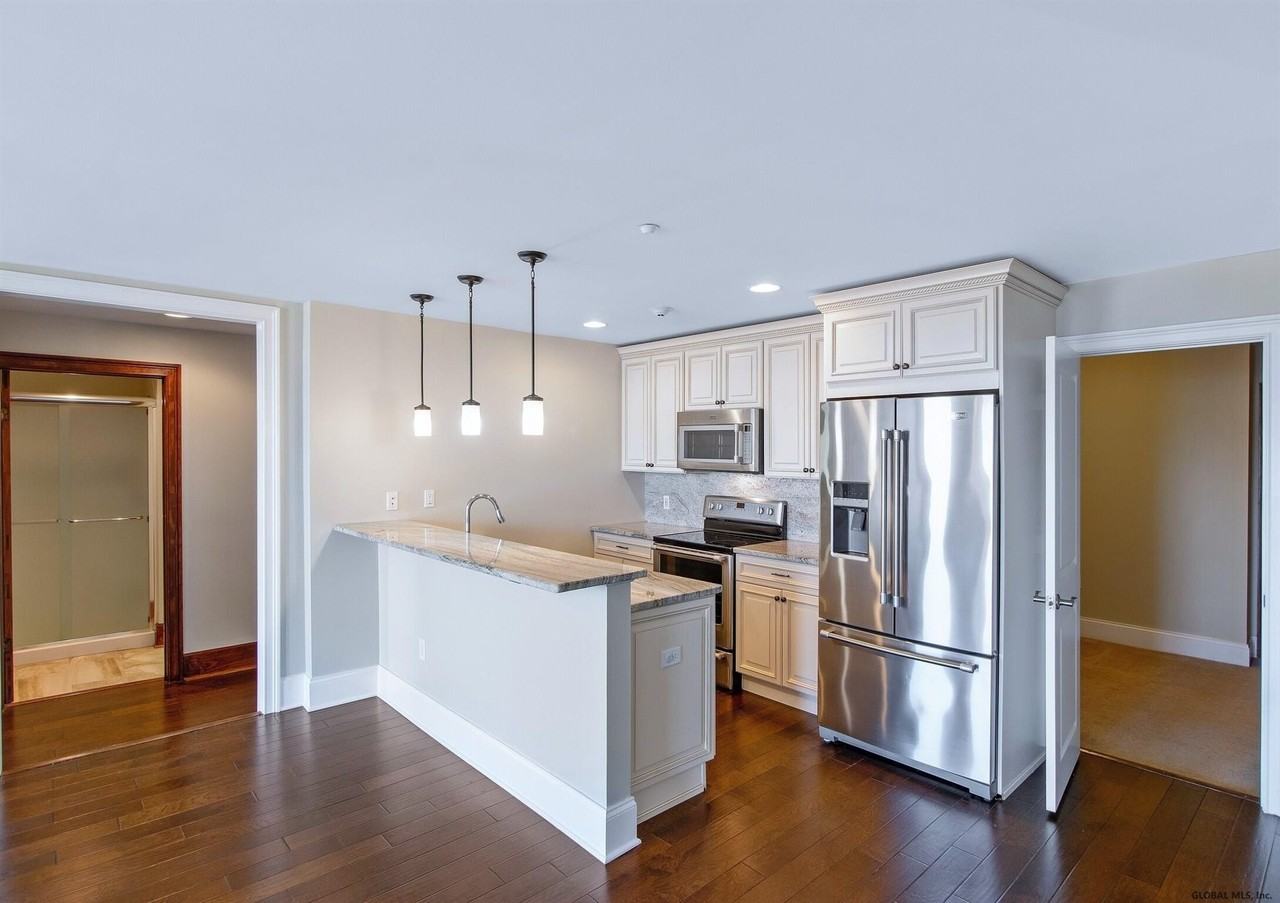 510 Broadway #3H - Photo 7 of 27