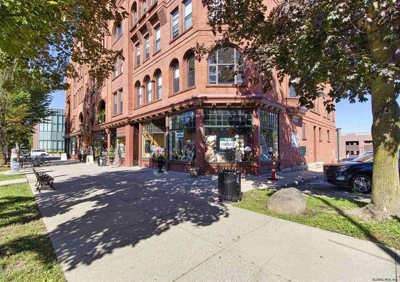 510 Broadway #4E - Photo 2 of 12