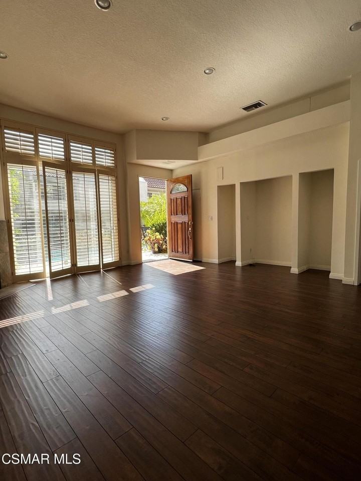 5401 Zelzah Ave #133 - Photo 5 of 21