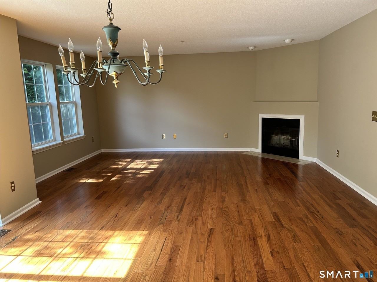 629 Danbury Rd #40 - Photo 6 of 16