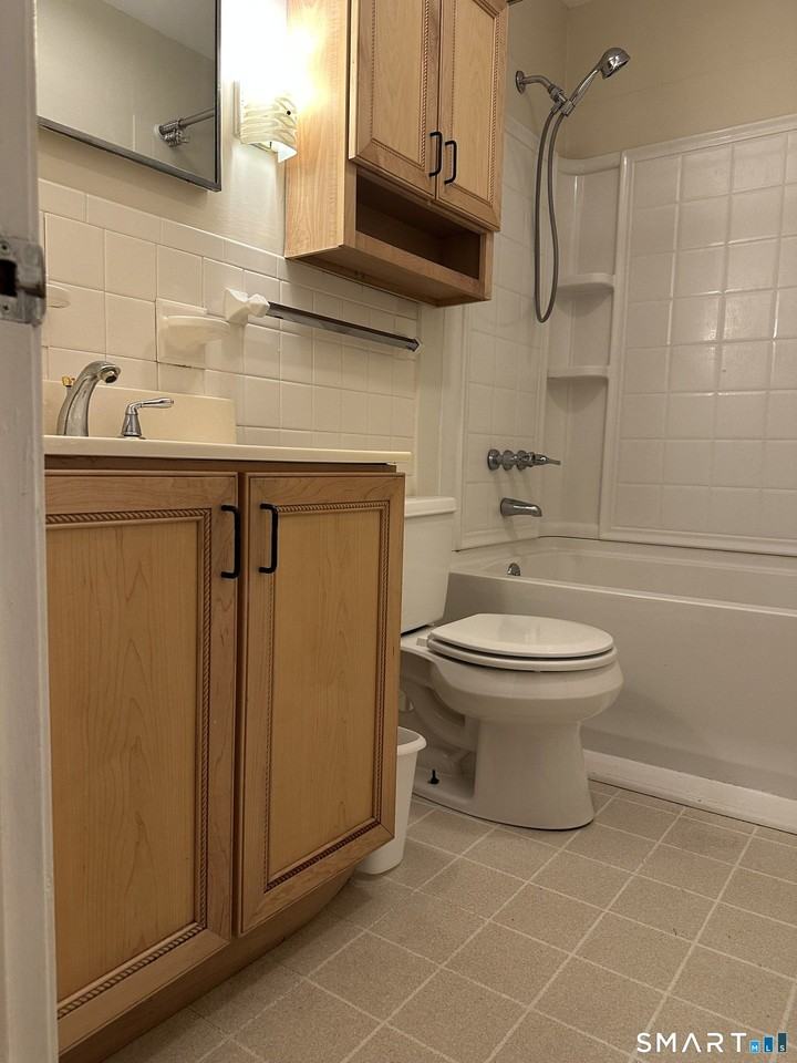 20 Sunny Valley Ln - Photo 7 of 11