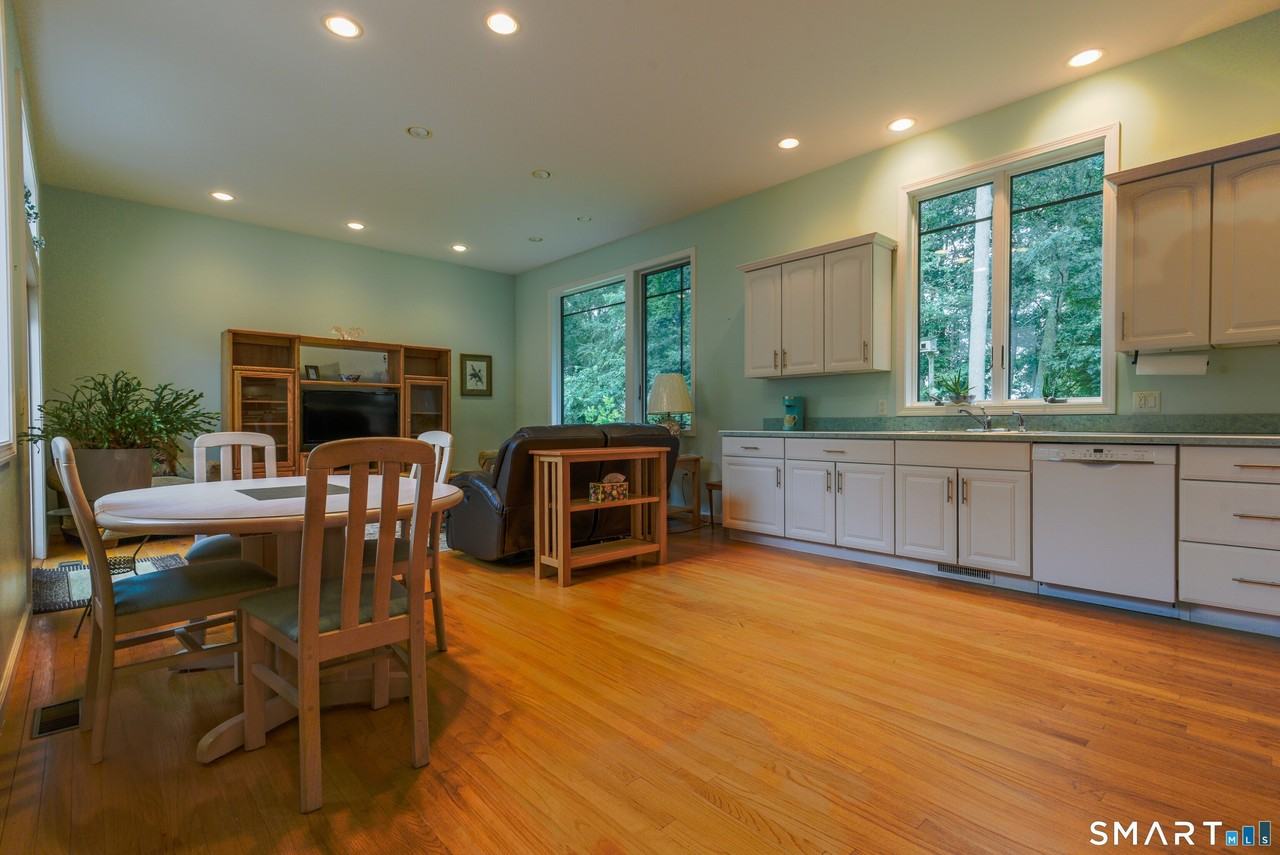 311 Dennison Rd #2 - Photo 6 of 17