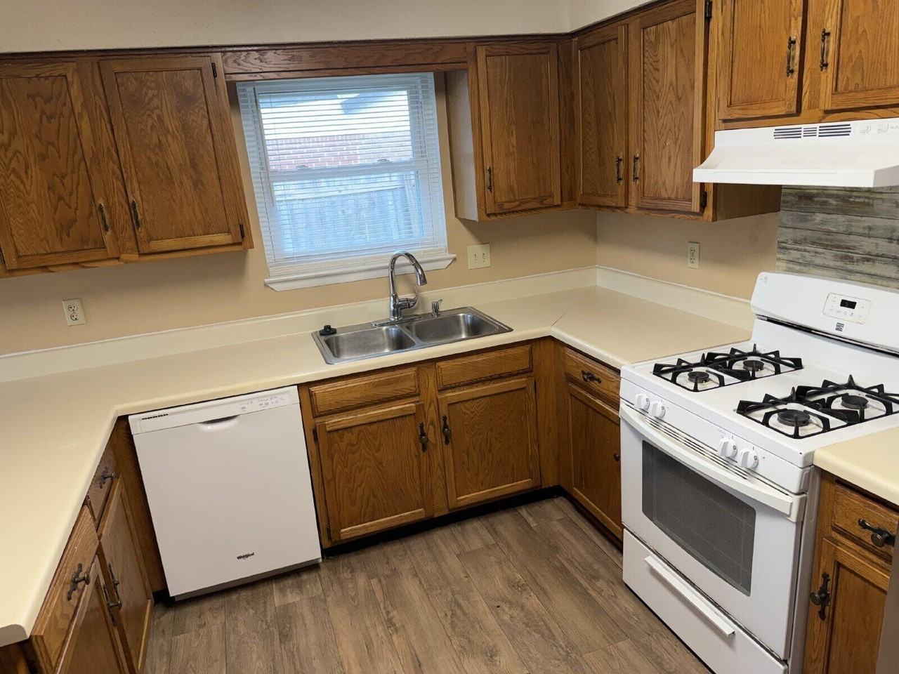 836 Boulevard De Lorleans - Photo 4 of 9