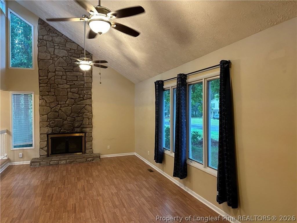 6935 Brockwood St - Photo 5 of 40