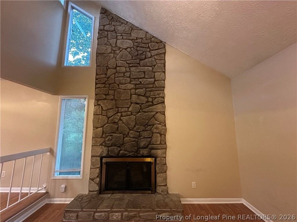 6935 Brockwood St - Photo 7 of 40