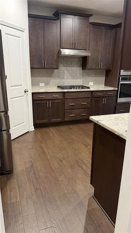 4710 Falls River Dr - Photo 4 of 23