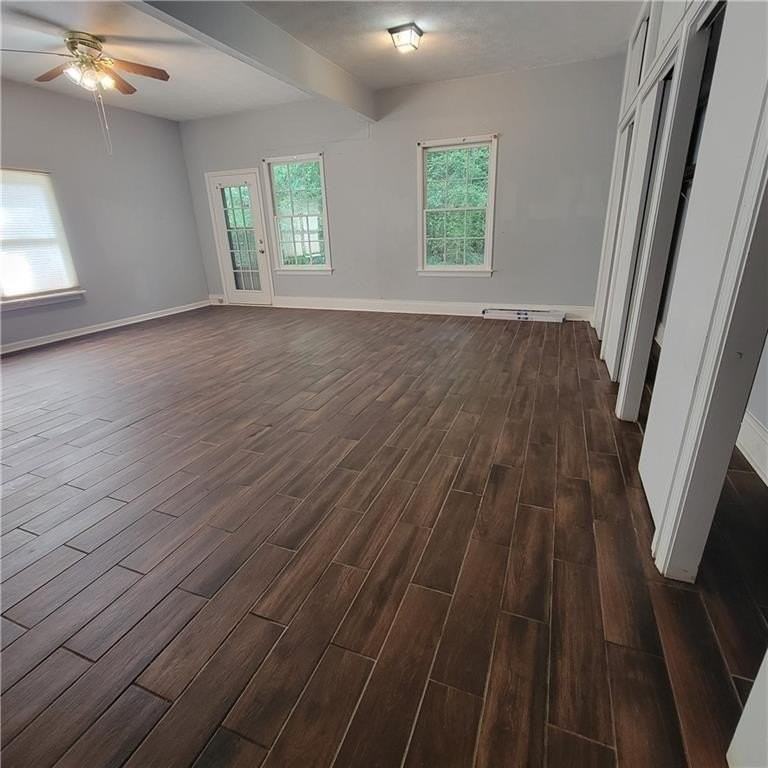 2278 Valley Dr - Photo 3 of 9