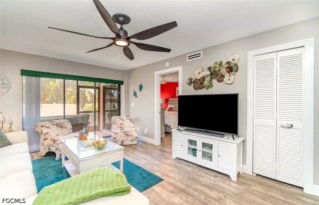 5255 Coronado Pkwy #2 - Photo 4 of 39