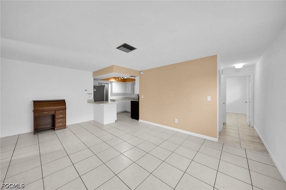 1207 Se 40th Ter - Photo 7 of 32