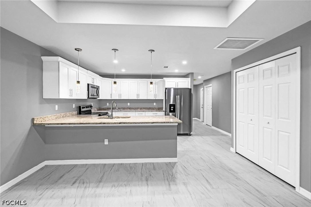 3510 S Grimsley Ct - Photo 4 of 17