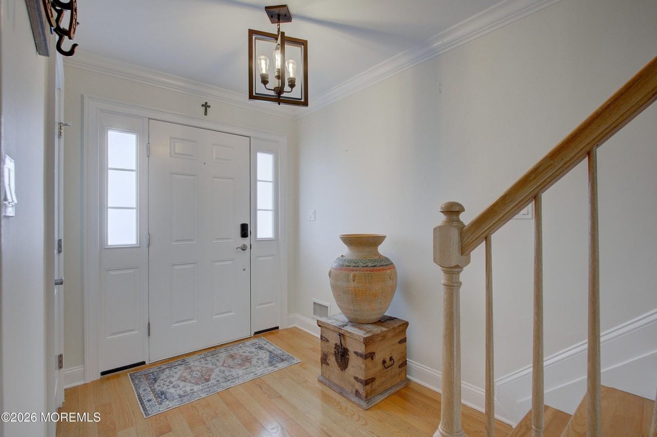 124 Birch Ave - Photo 4 of 26