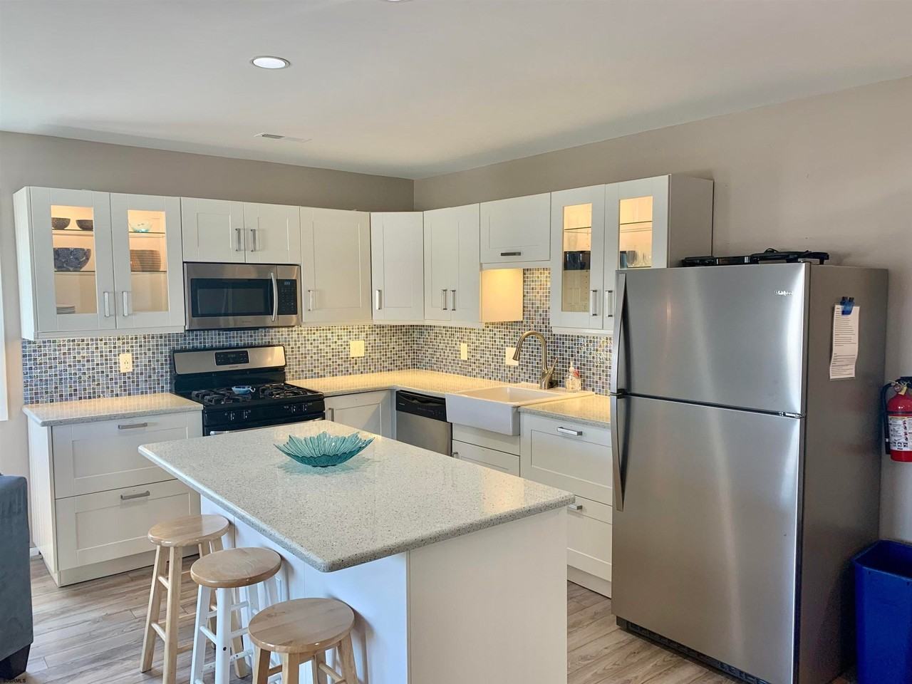 218 2nd St N - Photo 5 of 16