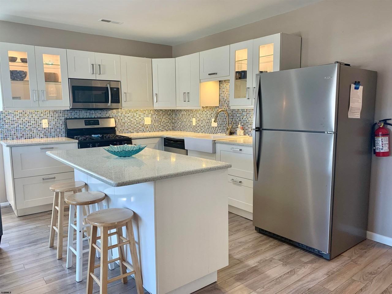 218 2nd St N - Photo 6 of 16