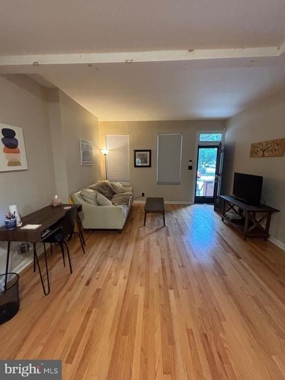 1819 W 16th St - Photo 3 of 23
