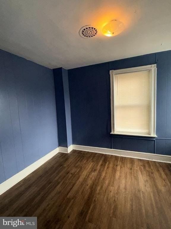 6020 Walnut St - Photo 7 of 21