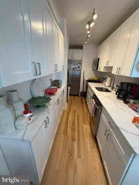 1810 Rittenhouse Sq ## 18 - Photo 3 of 19