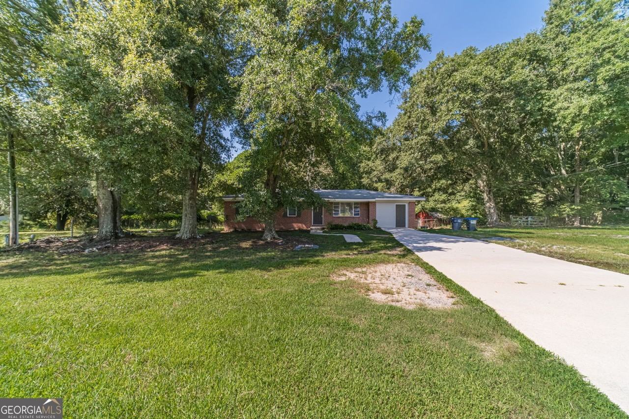 5794 Henry Bailey Rd - Photo 3 of 38