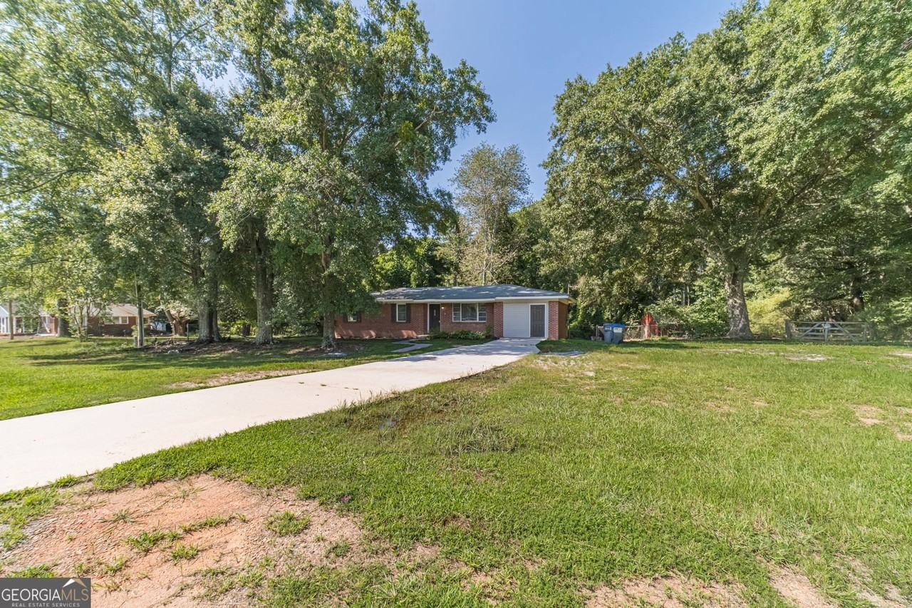 5794 Henry Bailey Rd - Photo 5 of 38