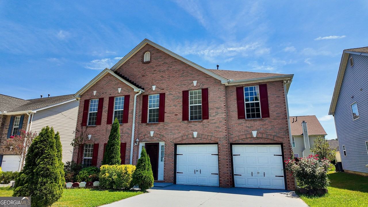 2760 Rusticwood Dr - Photo 2 of 50