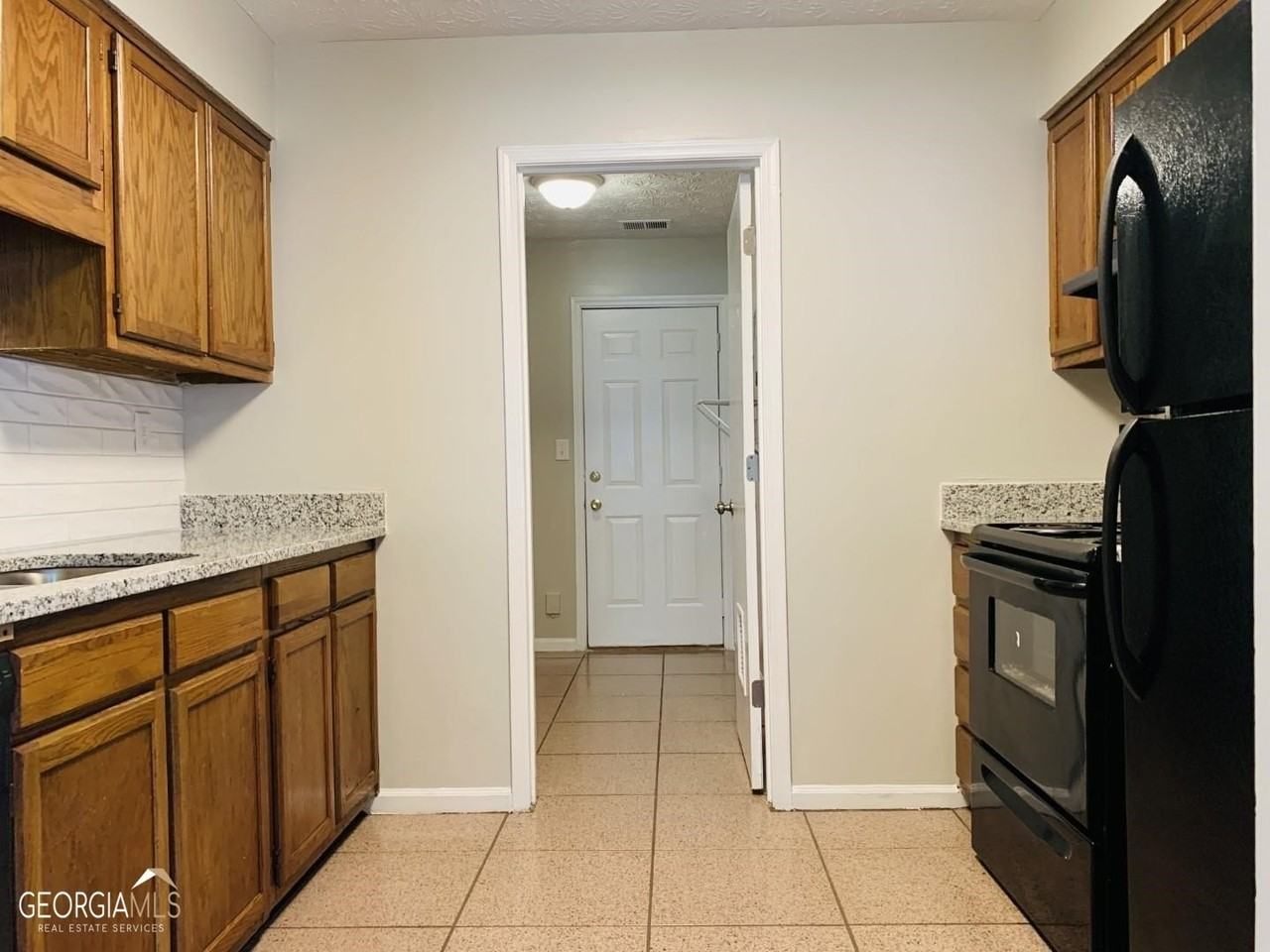 140 Pine Ter #140 - Photo 5 of 20