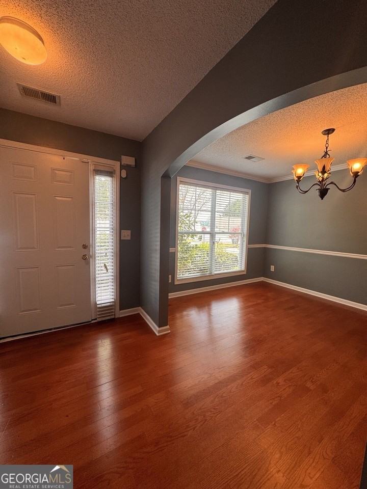 4011 Village Main St - Photo 3 of 19