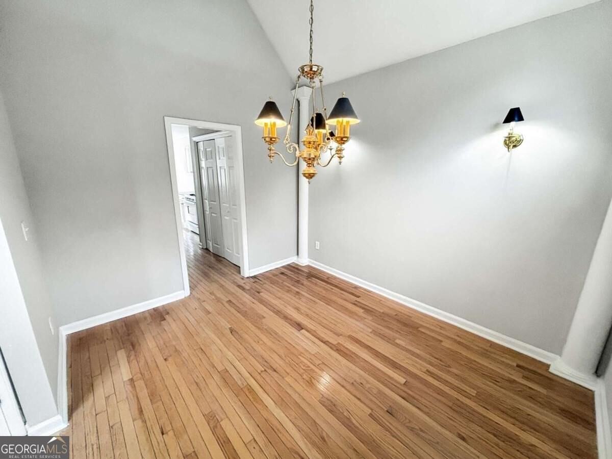 2092 Drogheda Ln - Photo 5 of 30