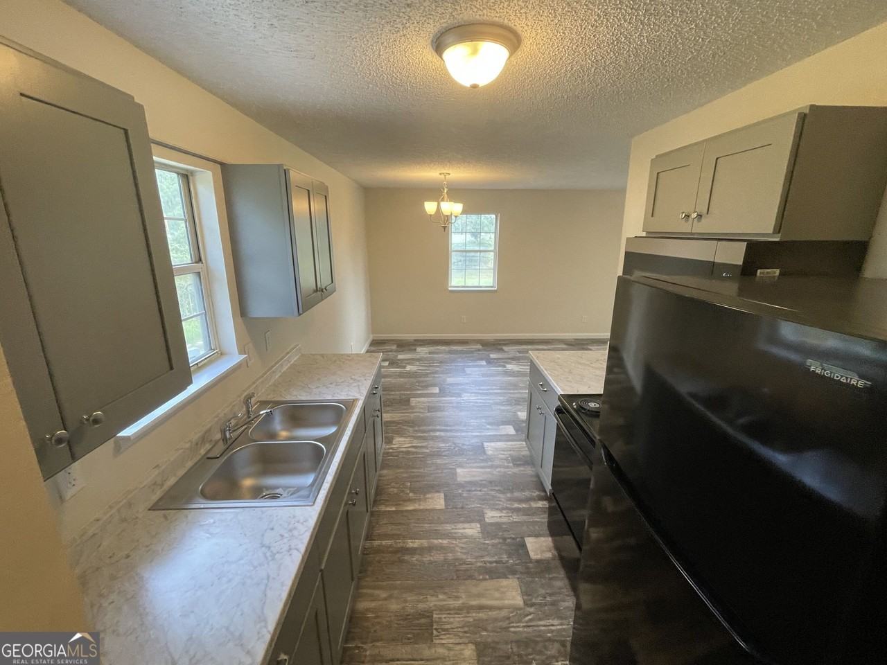241 Mary M Bethune Dr - Photo 4 of 11