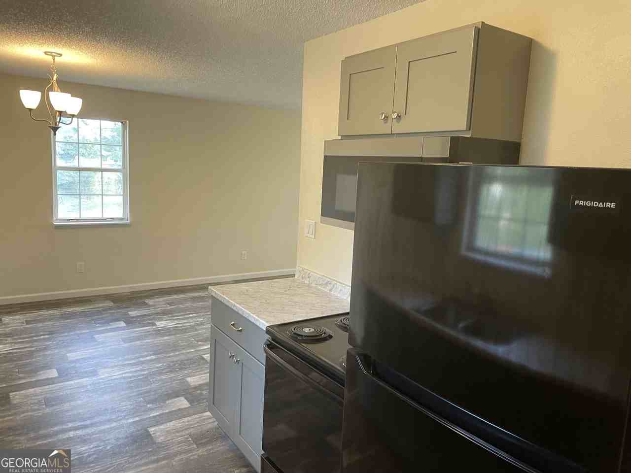 241 Mary M Bethune Dr - Photo 6 of 11