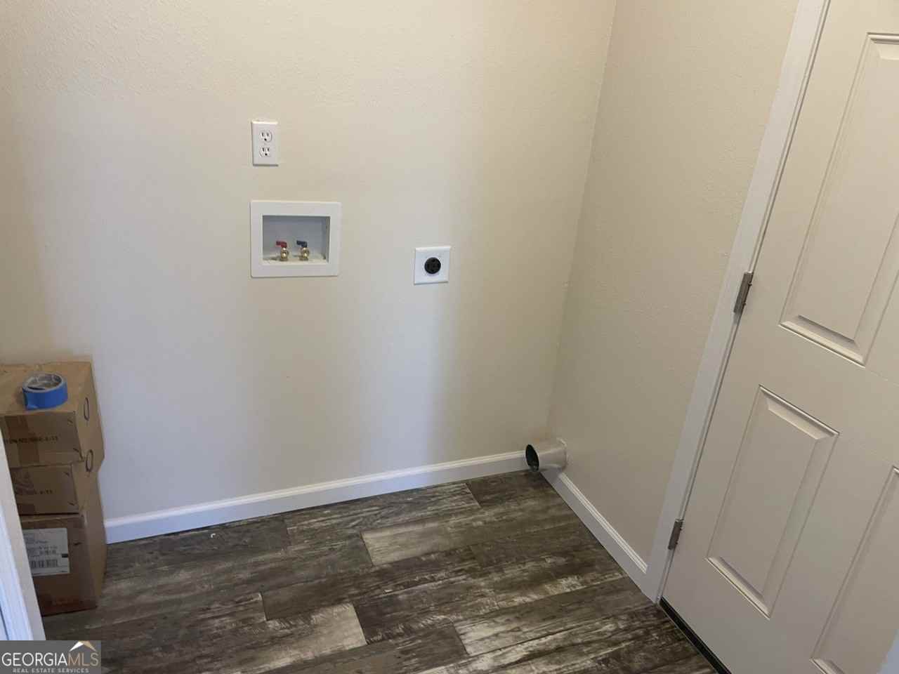 241 Mary M Bethune Dr - Photo 7 of 11