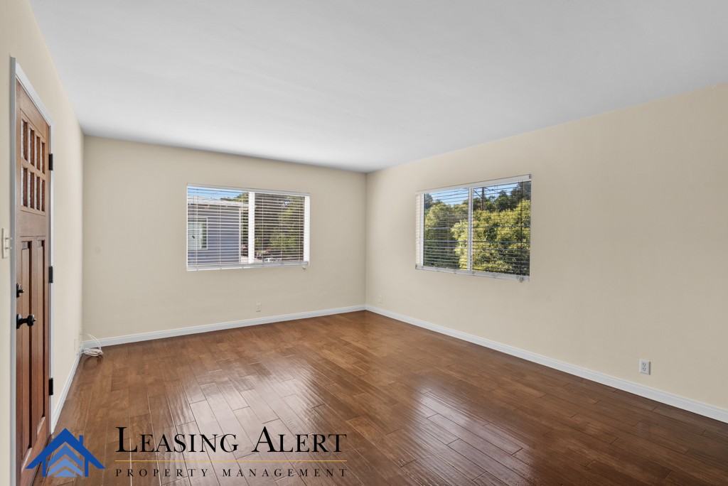24385 Chestnut St #4 - Photo 4 of 16