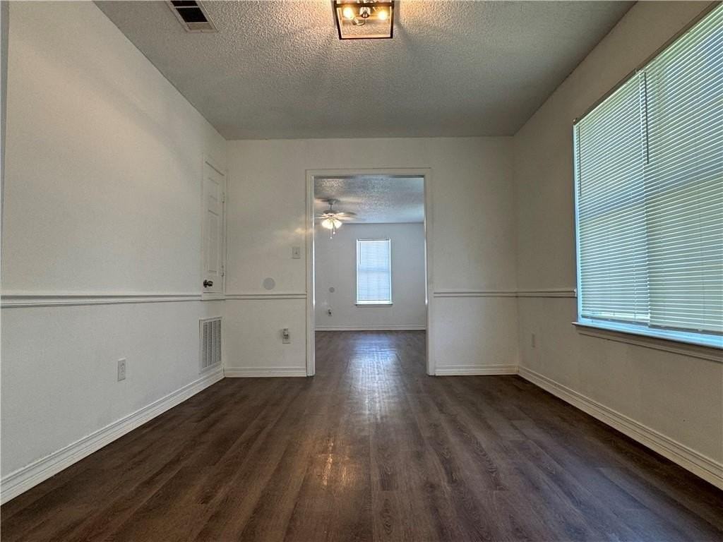3080 Beth Ct - Photo 6 of 14