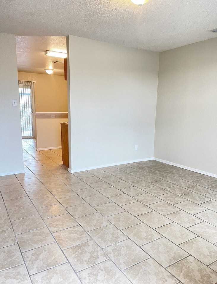 4024 Moonlight Ave #A - Photo 3 of 15