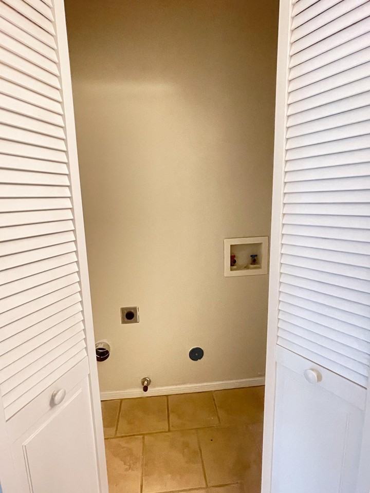 4024 Moonlight Ave #A - Photo 7 of 15