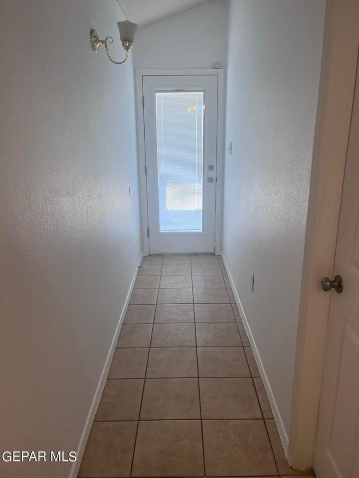 14061 Tierra Leona Dr - Photo 5 of 20