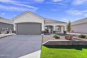 featured image of 325 Samuel Vista St