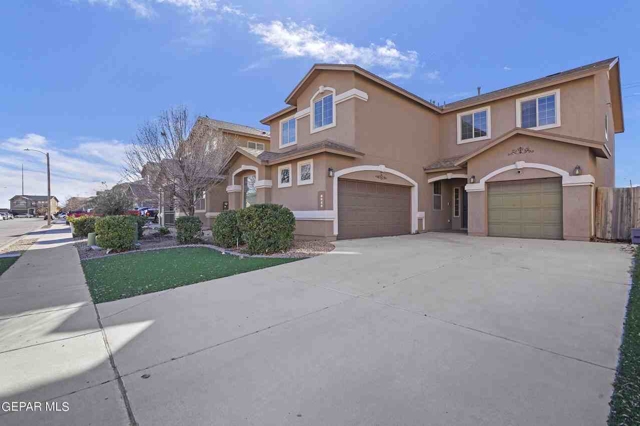 2237 Leafy Point Pl - Photo 2 of 32
