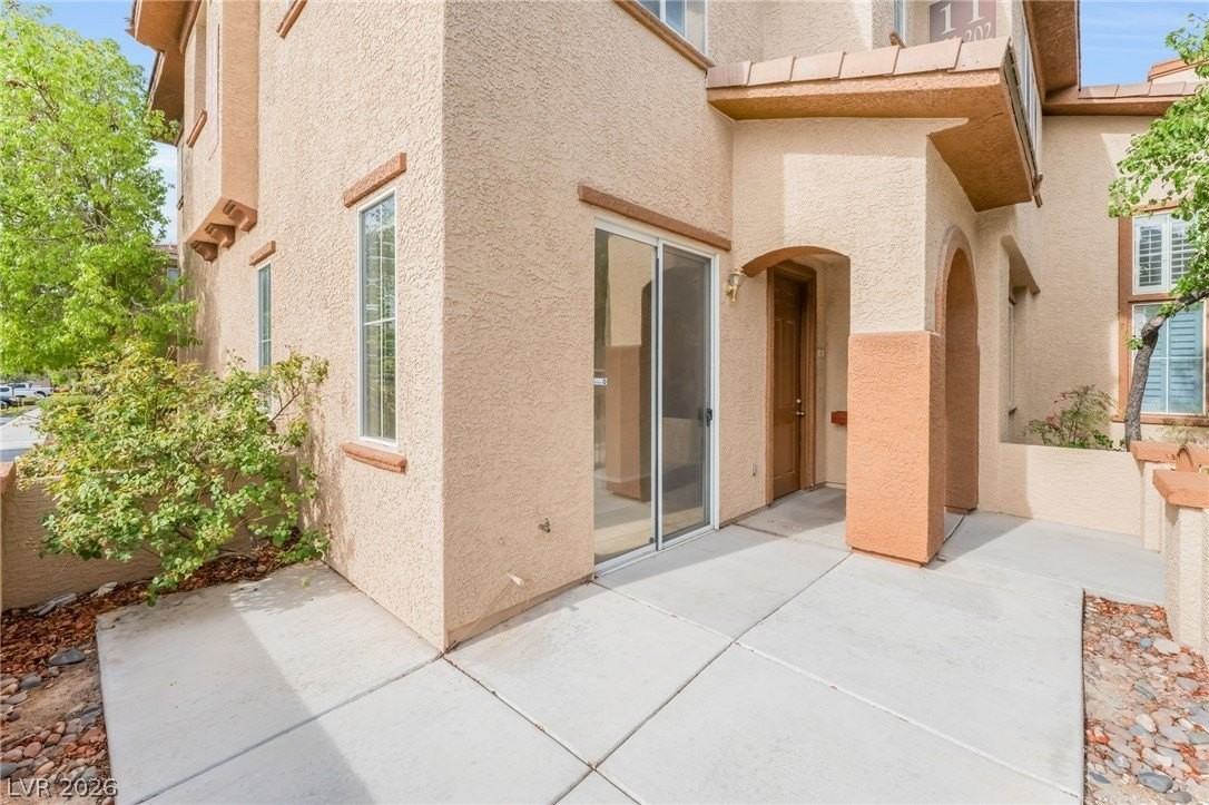 3955 Palm Beach St #101 - Photo 3 of 26
