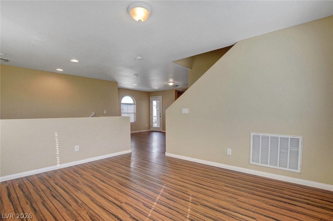 10254 Ladybug Bend St - Photo 5 of 39