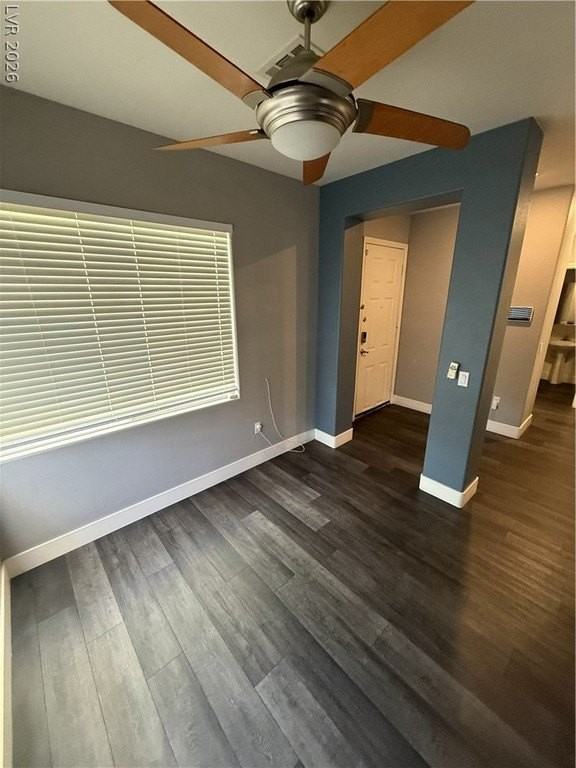 821 Peachy Canyon Cir #204 - Photo 5 of 24