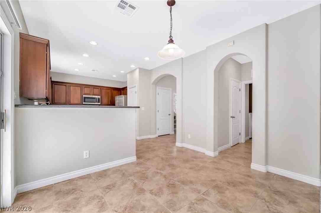 7261 Madarang Ave - Photo 5 of 20