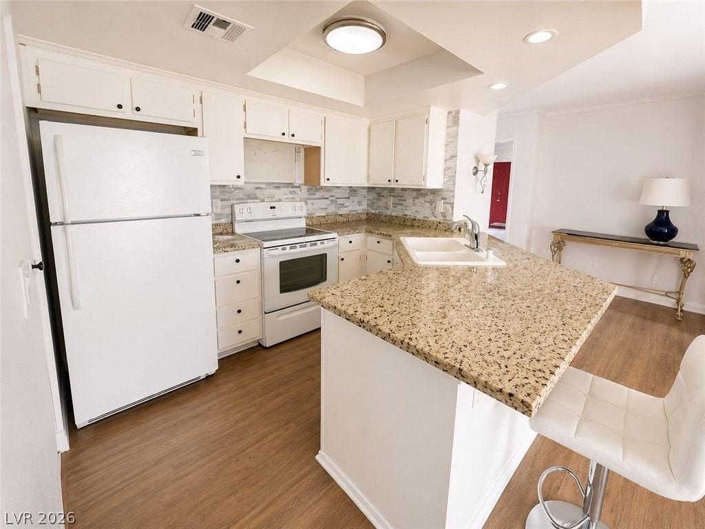 8600 W Charleston Blvd #1127 - Photo 7 of 11